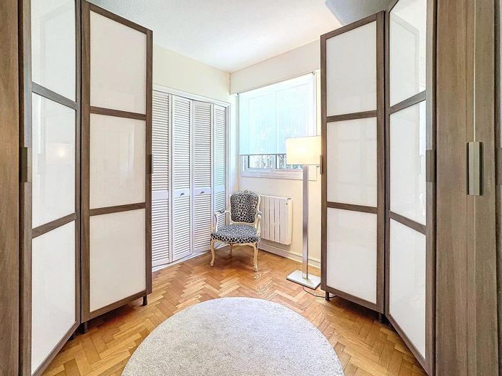 Image No.10-3 Bed Apartment for sale