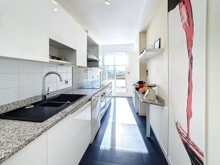 Image No.5-3 Bed Apartment for sale