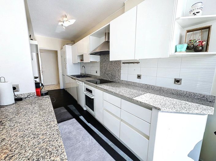 Image No.6-3 Bed Apartment for sale