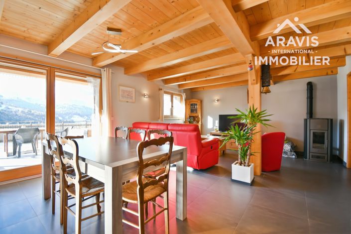 Image No.6-3 Bed House for sale