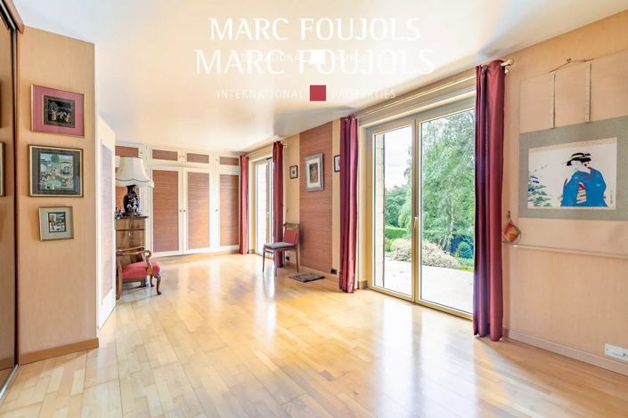 Image No.20-4 Bed House for sale