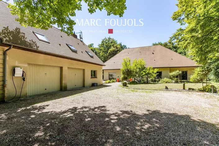 Image No.1-6 Bed House for sale