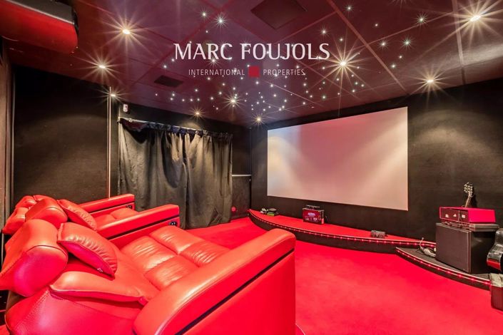 Image No.12-6 Bed House for sale