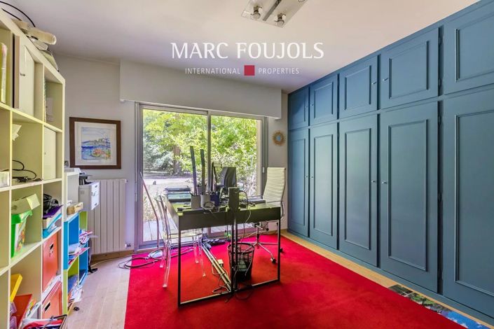 Image No.13-6 Bed House for sale