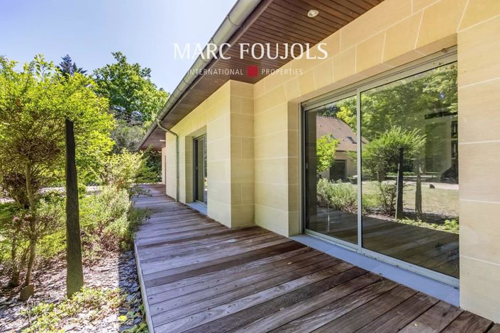 Image No.3-6 Bed House for sale