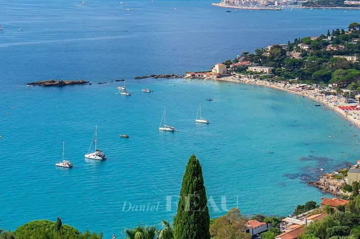 Image No.1-3 Bed House for sale