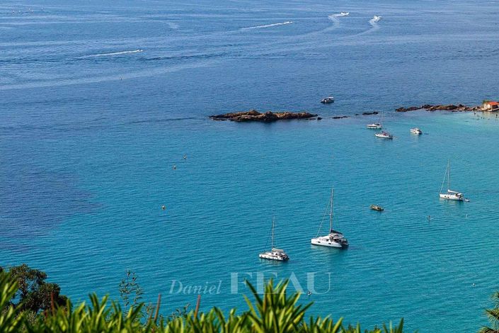 Image No.5-3 Bed House for sale