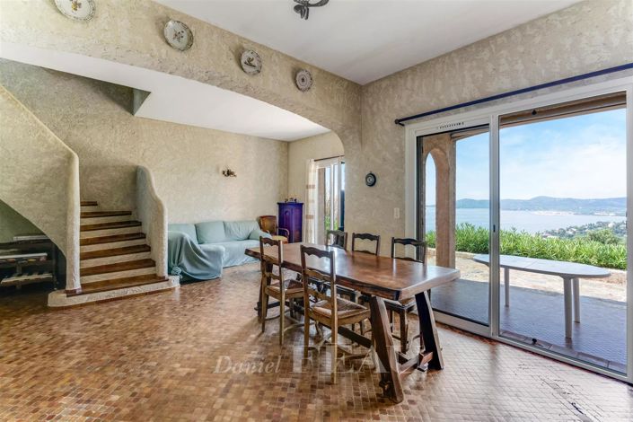 Image No.7-3 Bed House for sale