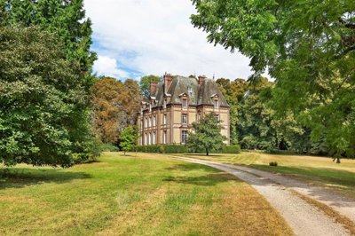 1 - Gournay-en-Bray, House