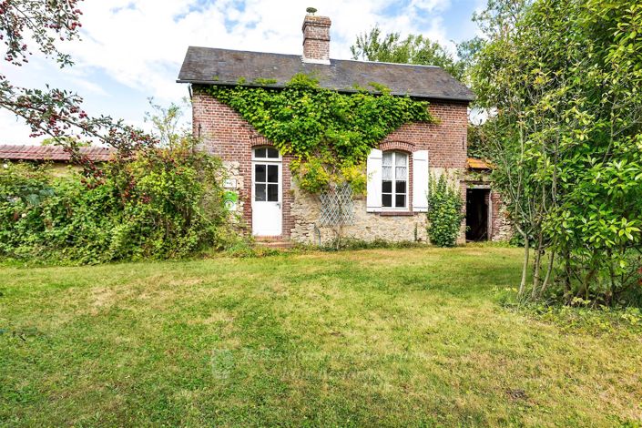 Image No.8-23 Bed House for sale