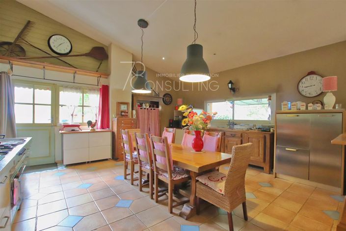 Image No.4-House for sale