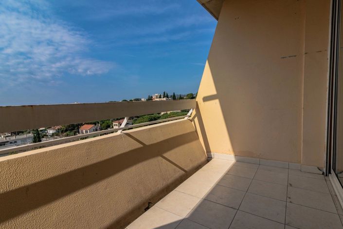 Image No.1-Apartment for sale