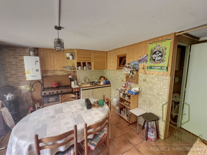 Image No.6-2 Bed House for sale