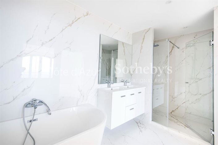 Image No.13-4 Bed House for sale