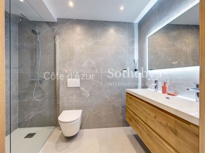 Image No.12-3 Bed Apartment for sale