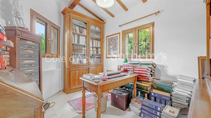 Image No.15-4 Bed House for sale