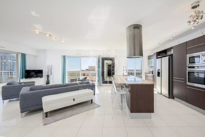 Image No.8-3 Bed Apartment for sale