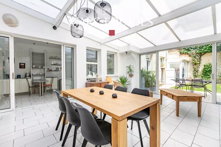 Image No.13-8 Bed House for sale