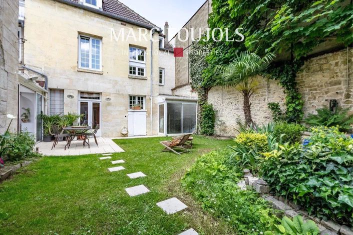 Image No.3-8 Bed House for sale