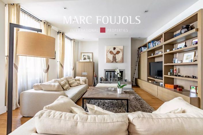 Image No.5-8 Bed House for sale