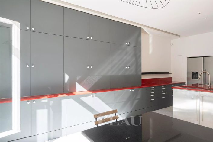 Image No.10-3 Bed Apartment for sale