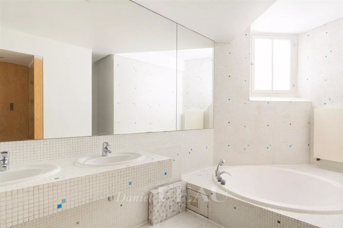 Image No.17-3 Bed Apartment for sale