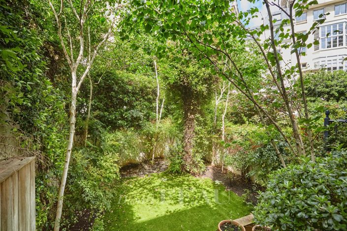 Image No.3-6 Bed House for sale