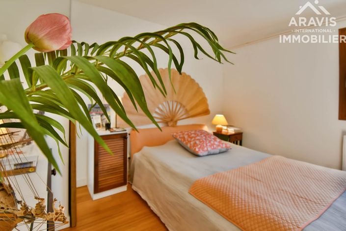 Image No.11-3 Bed Apartment for sale