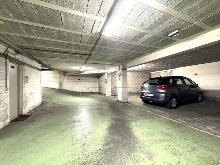 Image No.17-2 Bed Apartment for sale