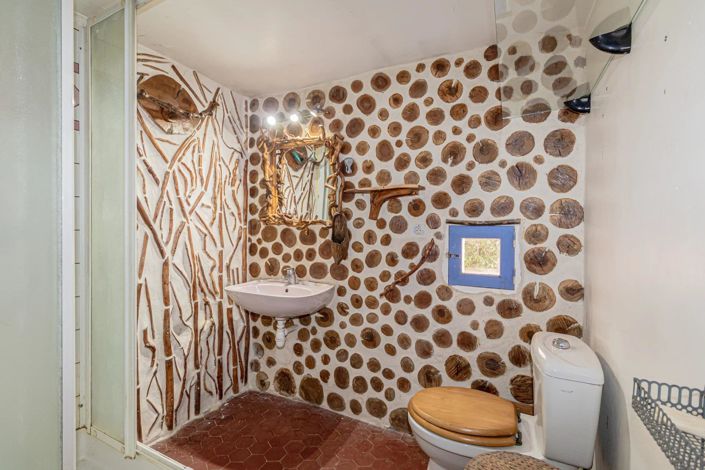 Image No.23-7 Bed House for sale