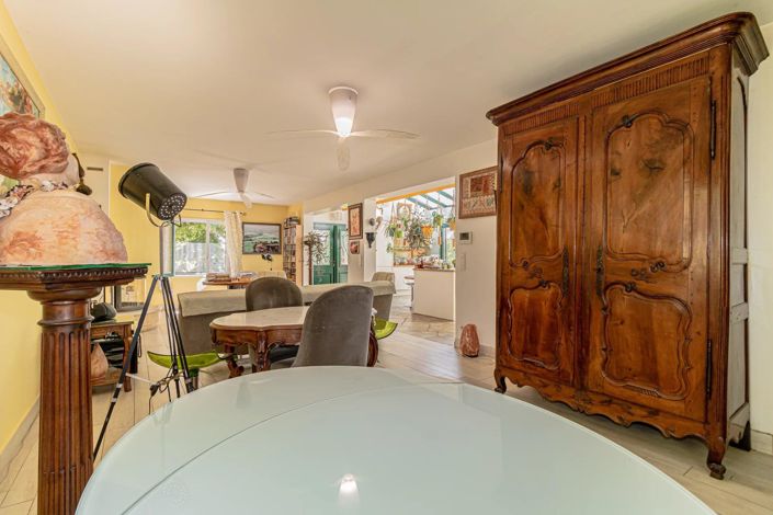 Image No.41-7 Bed House for sale