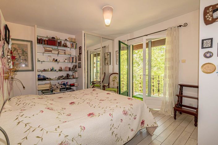 Image No.9-7 Bed House for sale