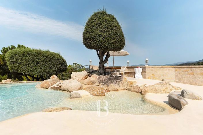 Image No.18-3 Bed House for sale