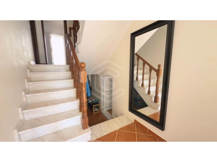 Image No.10-4 Bed House for sale