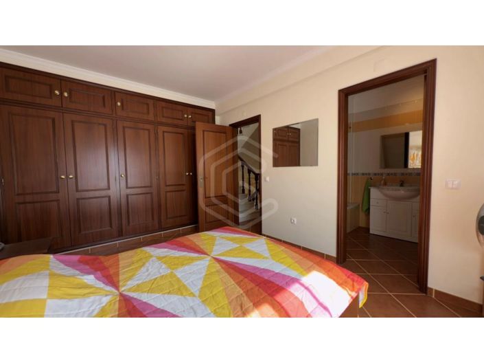 Image No.21-4 Bed House for sale