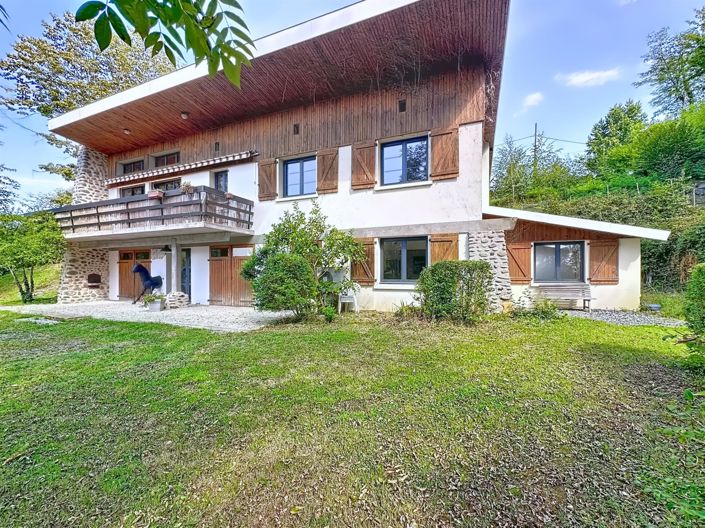 Image No.1-5 Bed House for sale