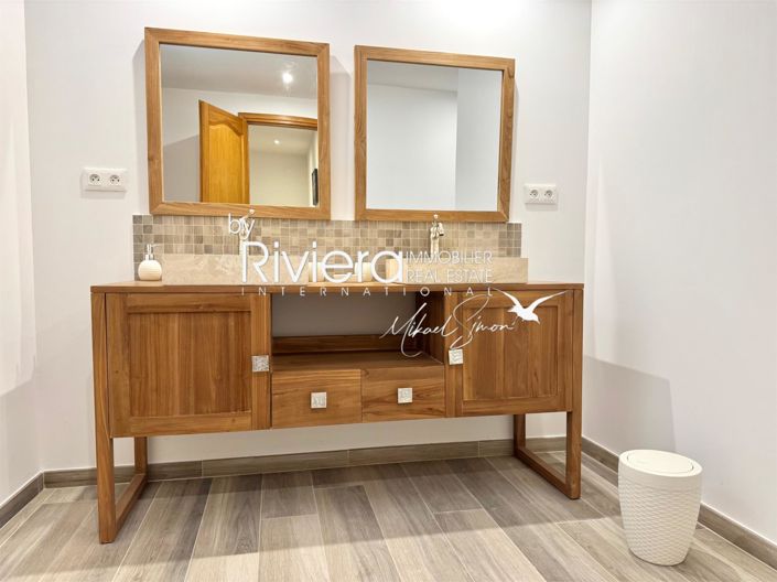 Image No.28-4 Bed House for sale