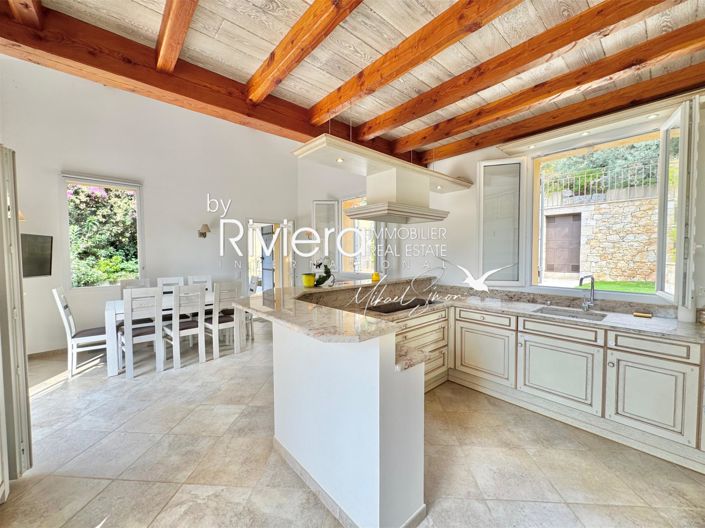 Image No.8-4 Bed House for sale