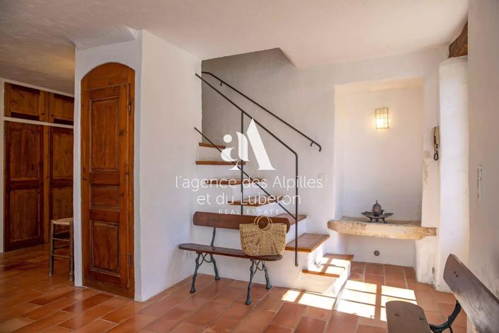 Image No.20-5 Bed House for sale