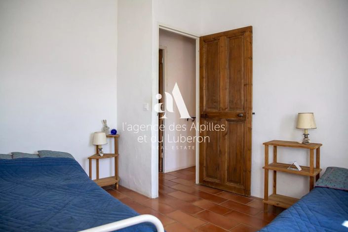 Image No.22-5 Bed House for sale