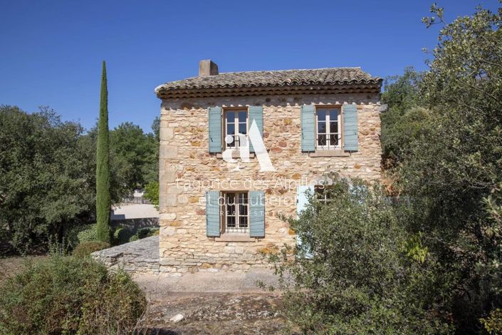 Image No.6-5 Bed House for sale