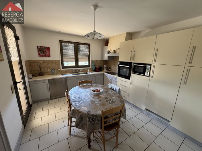 Image No.7-4 Bed House for sale