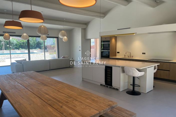 Image No.5-4 Bed House for sale