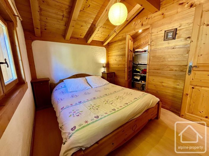 Image No.15-4 Bed Property for sale