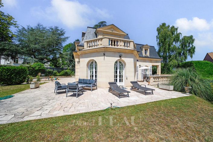 Image No.3-5 Bed House for sale