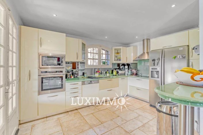 Image No.7-6 Bed House for sale