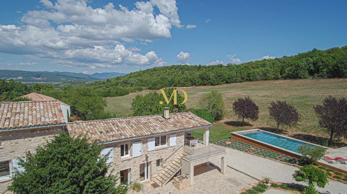 Image No.2-5 Bed House for sale