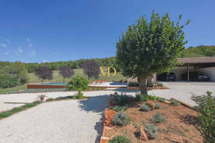 Image No.21-5 Bed House for sale