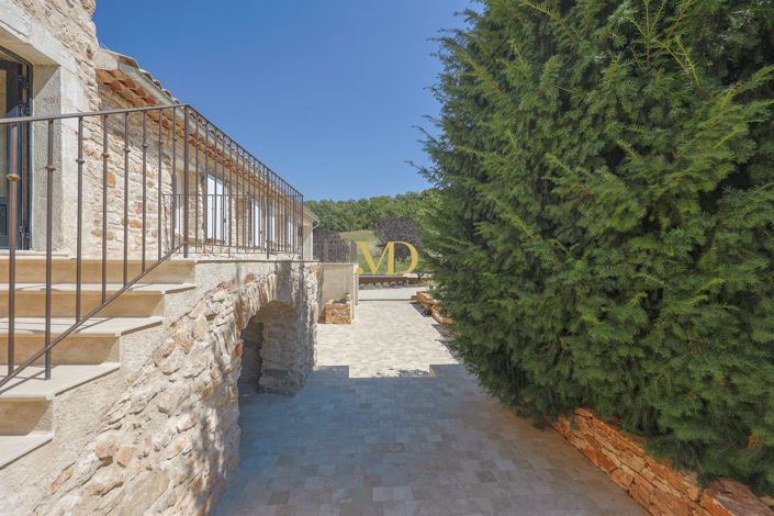 Image No.22-5 Bed House for sale