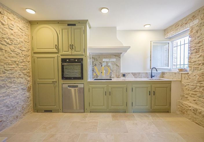 Image No.28-5 Bed House for sale